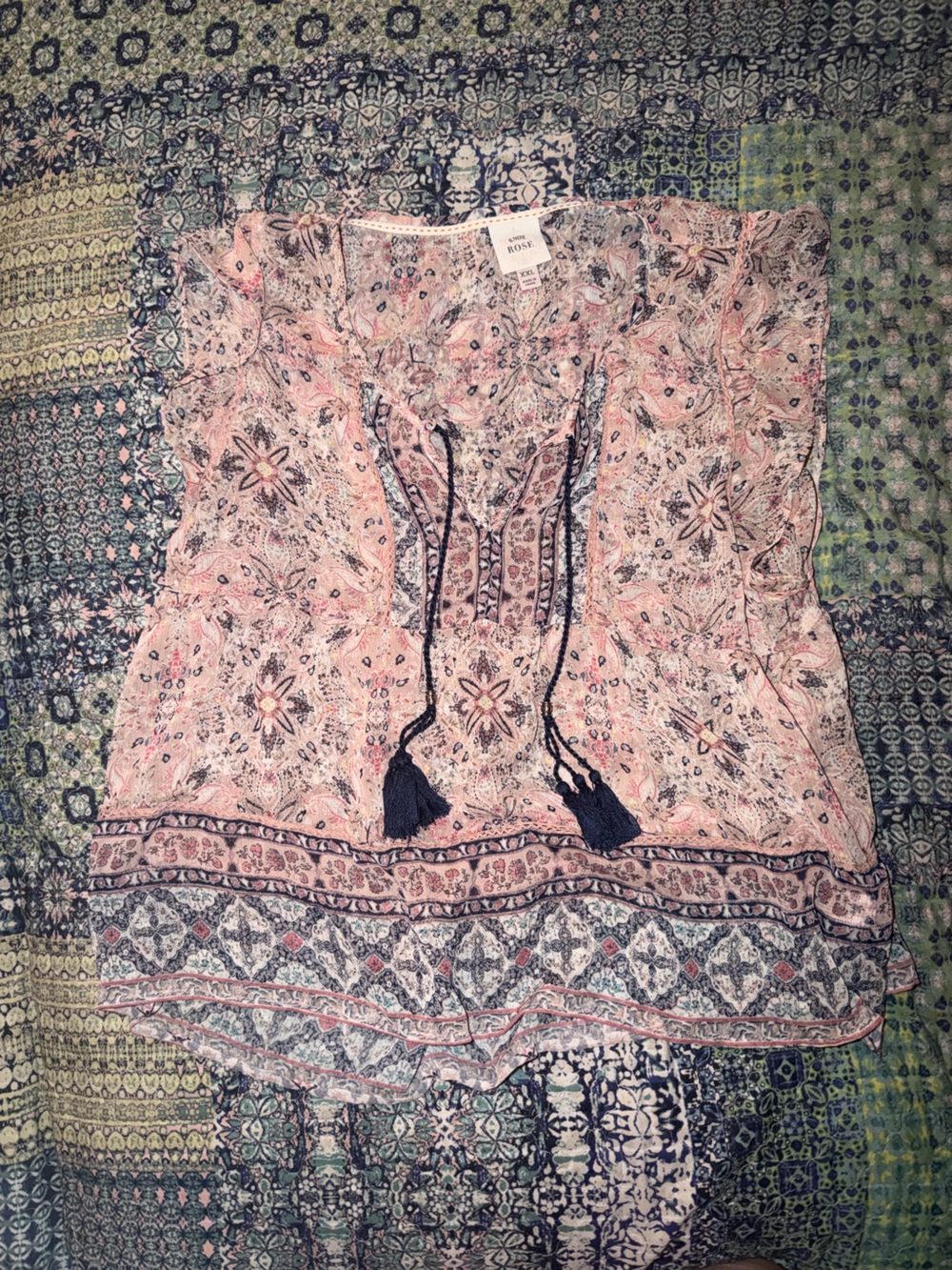 Knox Rose Peach Blush Paisley Print Top with Navy Accents
